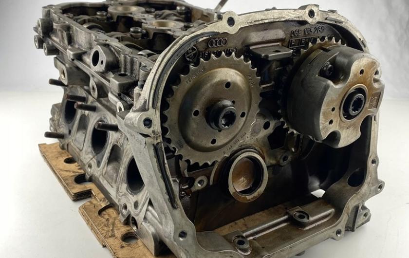 Головка демонтирована для ремонта