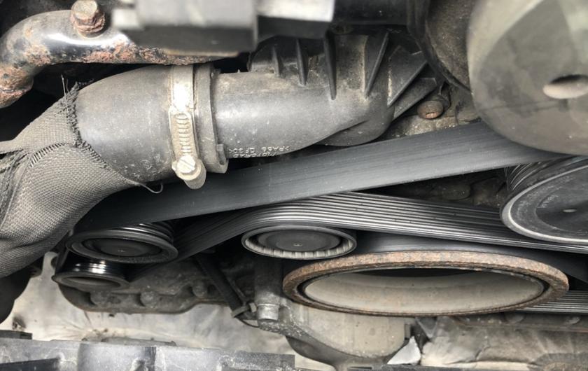 Замена приводного ремня Ауди А6