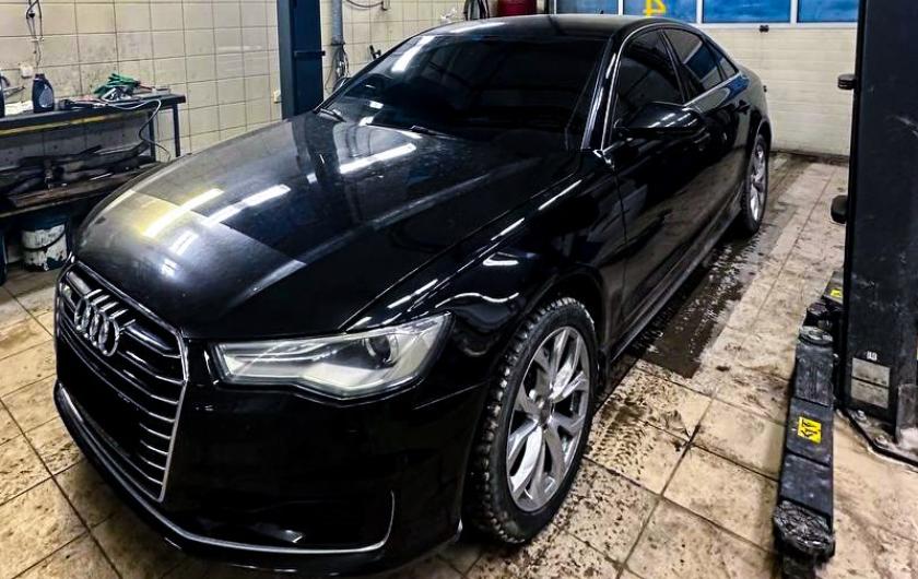 Ауди А6 готовится к замене свечей накала