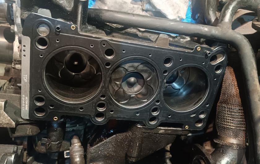 Замена прокладки ГБЦ Ауди А6 на моторе V6