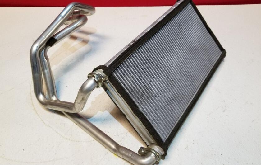 Новый радиатор отопителя салона