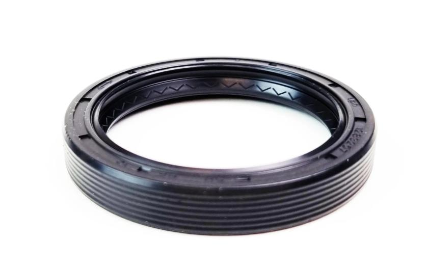 Новый сальник приводного вала