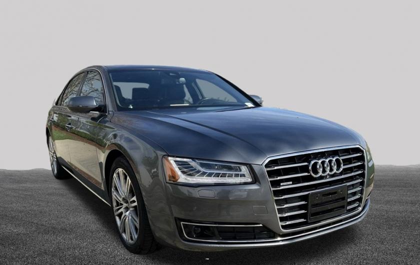 Ауди А8 после замены стартера в автотехцентре