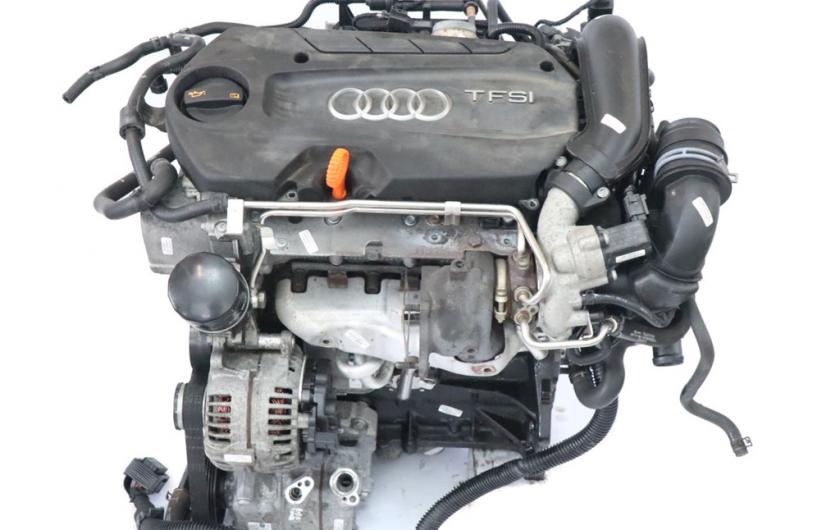 Двигатель Ауди А1 снят для восстановления
