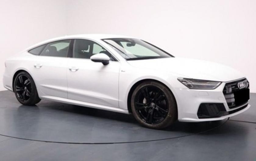 Ауди А7 после замены приводного ремня в автотехцентре