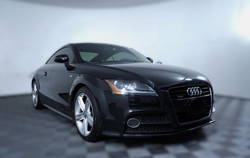 Ауди ТТ после ремонта панели приборов в автотехцентре