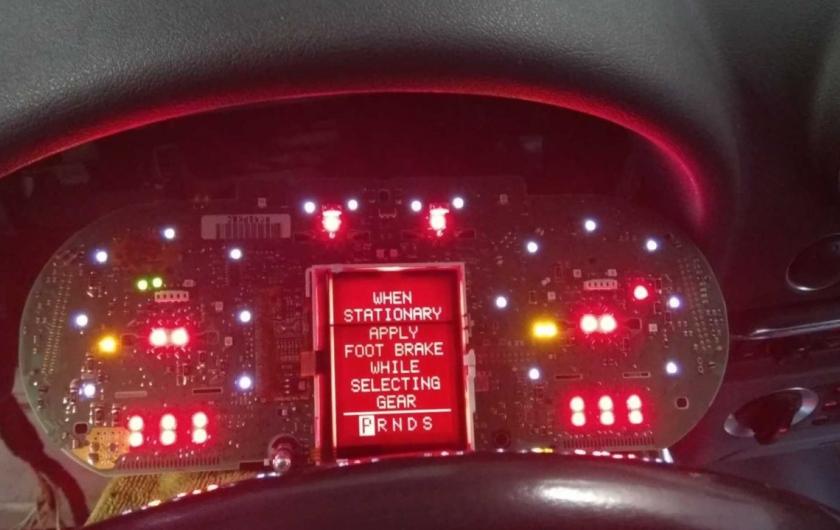 Ремонт приборной панели Ауди ТТ