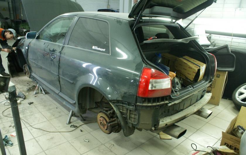 Ауди А3 в кузовном цехе