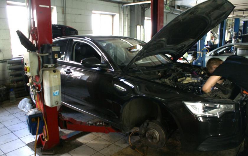 Ауди в сервисе