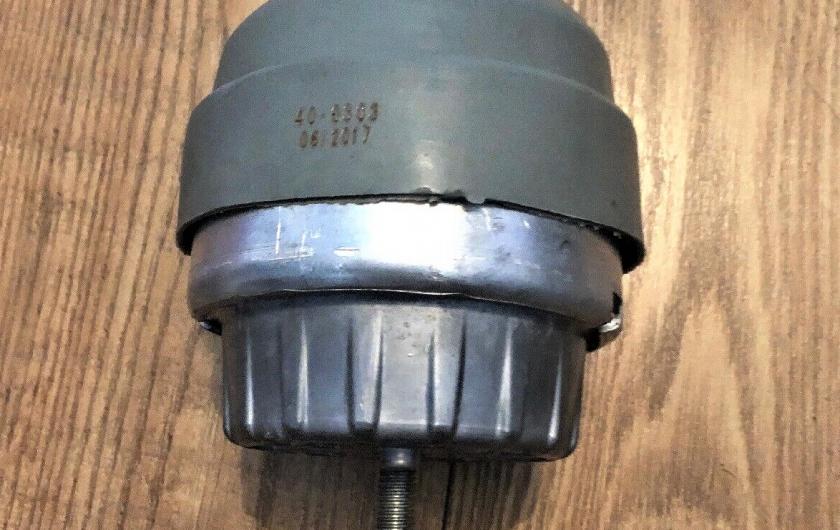 подушка двигателя