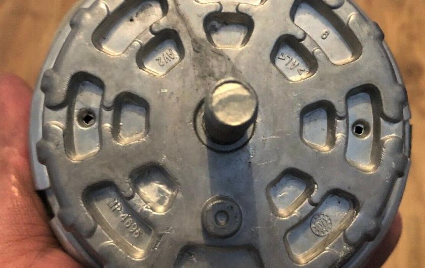 опора двигателя Ауди