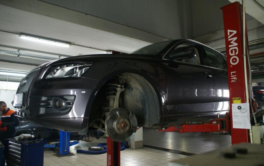 Ауди в автосервисе