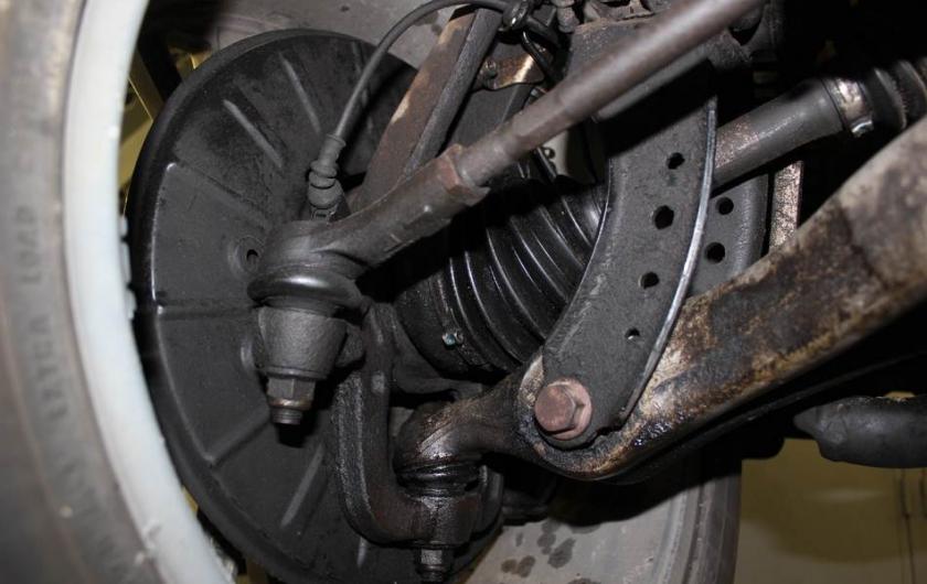 узлы передней подвески снизу