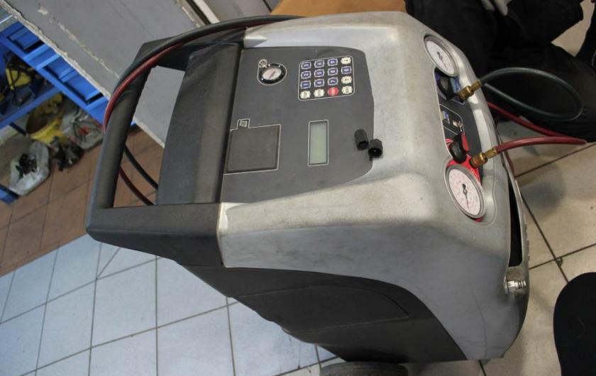 оборудование для заправки автокондиционера