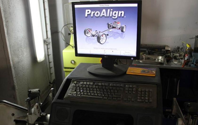 монитор стенда сход-развала