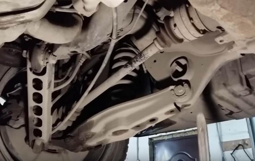 узлы подвески автомобиля