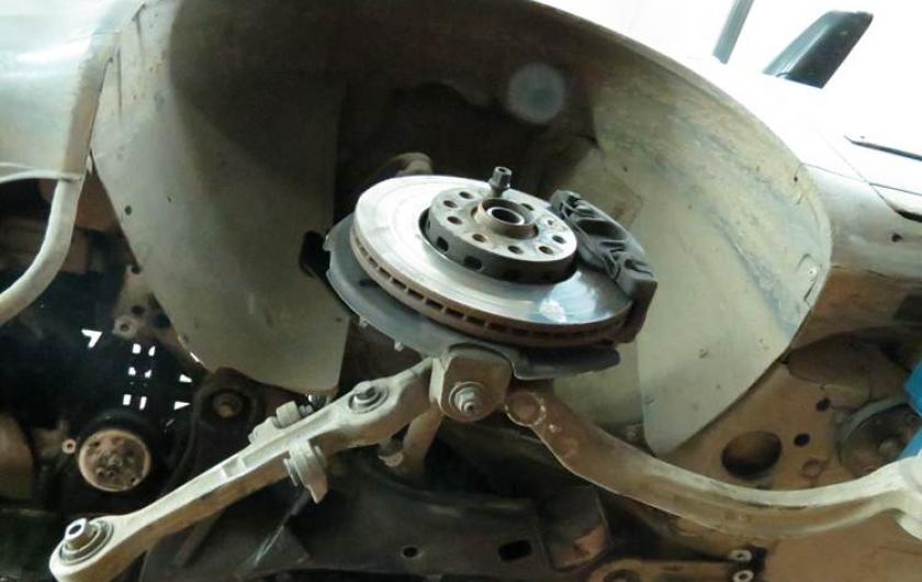 подвеска автомобиля снизу