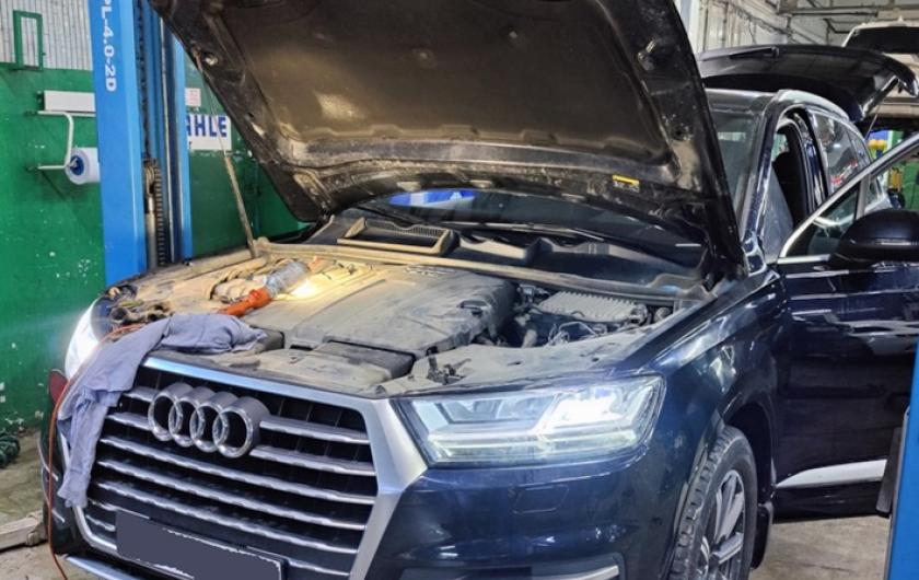 Подготовка Ауди к замене гидрокомпенсаторов