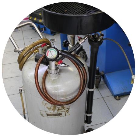 установка для слива моторного масла