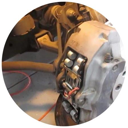 тормозной диск с суппортом