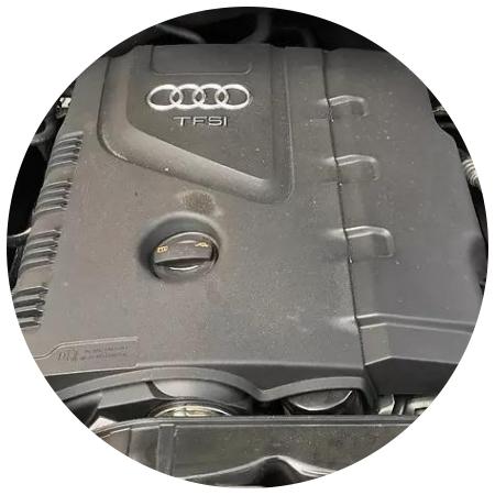 мотор Ауди сверху