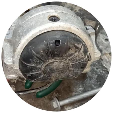 подушка двигателя Ауди