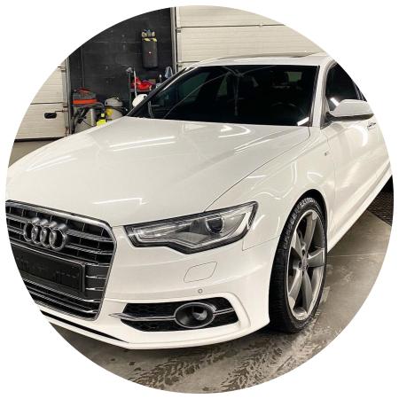 Ауди А8 в автосервисе