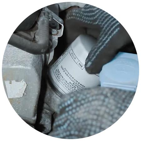 Замена масляного фильтра Ауди А1