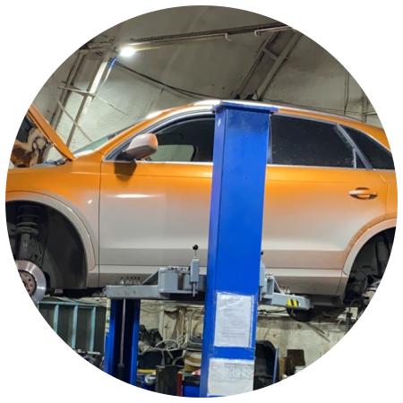 Ауди Q3 в процессе замены подшипников ступиц