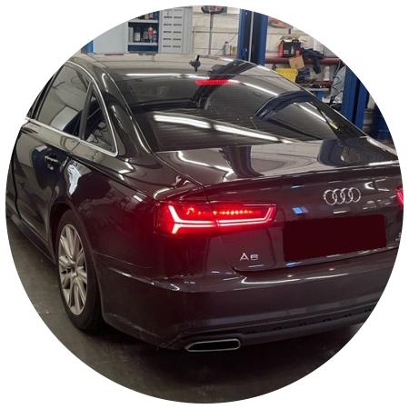 Ауди А6 в сервисе на ремонте мехатроника