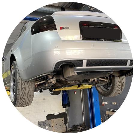 Ауди А6 в сервисе для замены сцепления