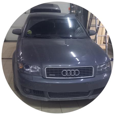 Ауди А4 в автотехцентре после замены троса ручника