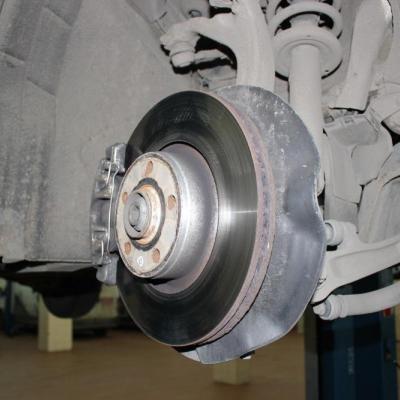 тормозной диск на Ауди спереди