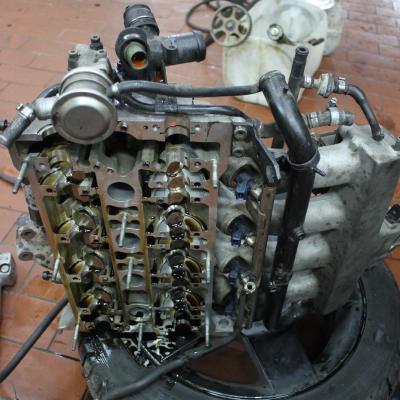 ГБЦ двигателя Ауди