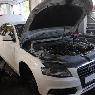 Ауди А4 на СТО