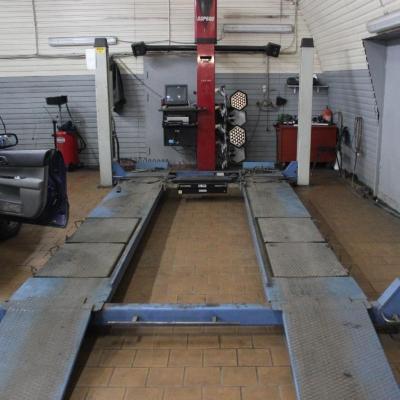 стенд регулировки сход-развала