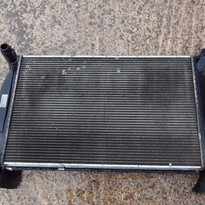 радиатор охлаждения двигателя