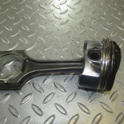 поршень с шатуном