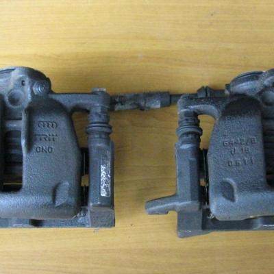 два тормозных суппорта