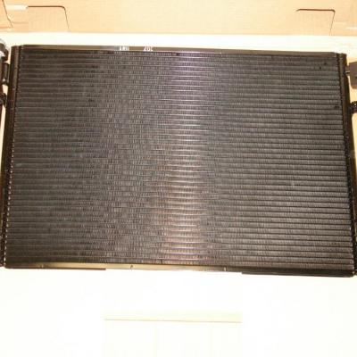 радиатор охлаждения двигателя