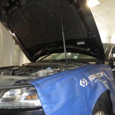 открытый капот на А-пятой