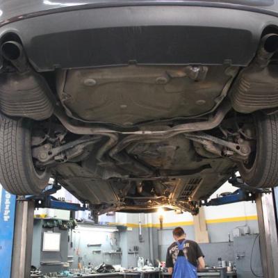 А6 снизу на подъемнике