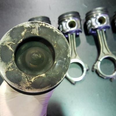 поршень двигателя сверху