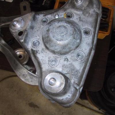 верхняя опора амортизатора