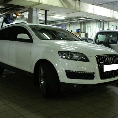Ауди Q7