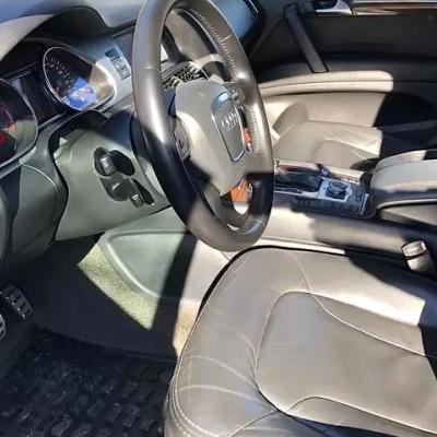 салон Ауди Q7