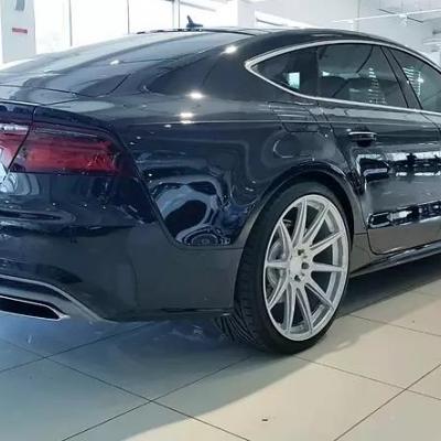 Ауди А7 в сервисе на обслуживании