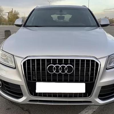 Audi Q5 спереди