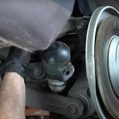 Замена заднего амортизатора Ауди А5