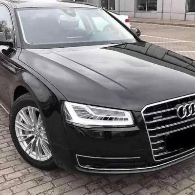 Черный Ауди А8